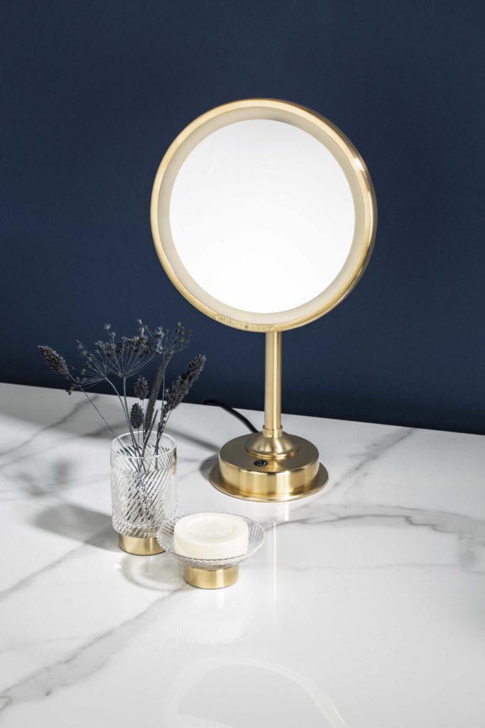 Intemporel free-standing mirror, in Matt Soft Gold finish